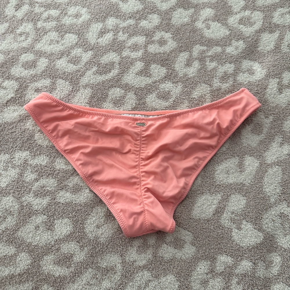 CHEEKY BIKINI BOTTOMS